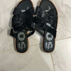 Sorel Ella Black Slide Sandals with Criss-Cross Straps. Size 8.